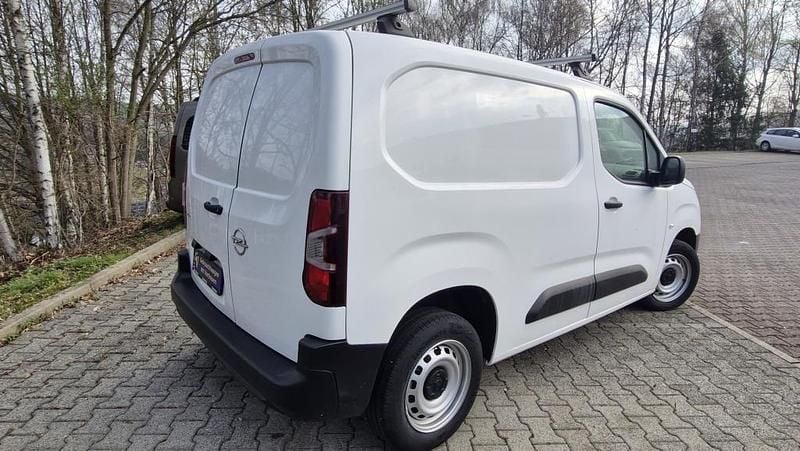 Gebraucht Opel Combo 110 PS (80 kW) 2021 Weiß Van / Kleinbus