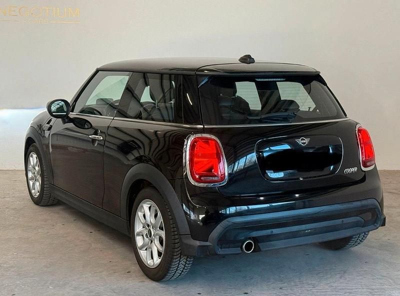 Używany Mini Cooper 136 KM (100 kW) 2021 Czarny Hatchback