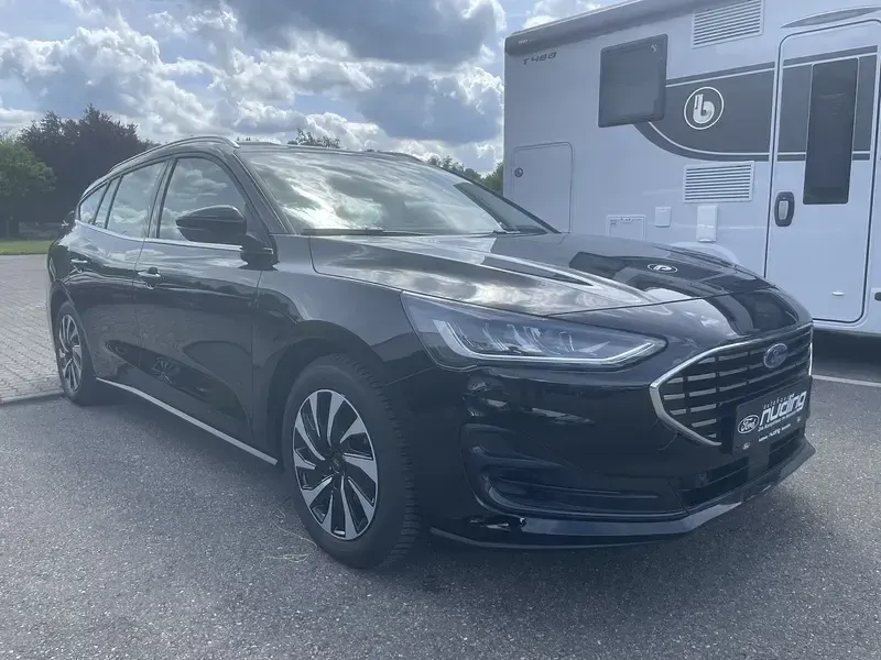 Gebraucht Ford Focus Titanium 155 PS (114 kW) 2025 Obsidianschwarz Kombi