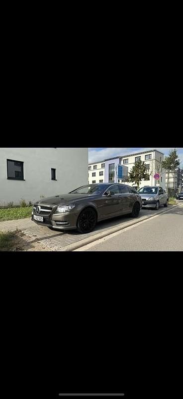 Gebraucht Mercedes CLS350 265 PS (194 kW) 2014 Grau Kombi