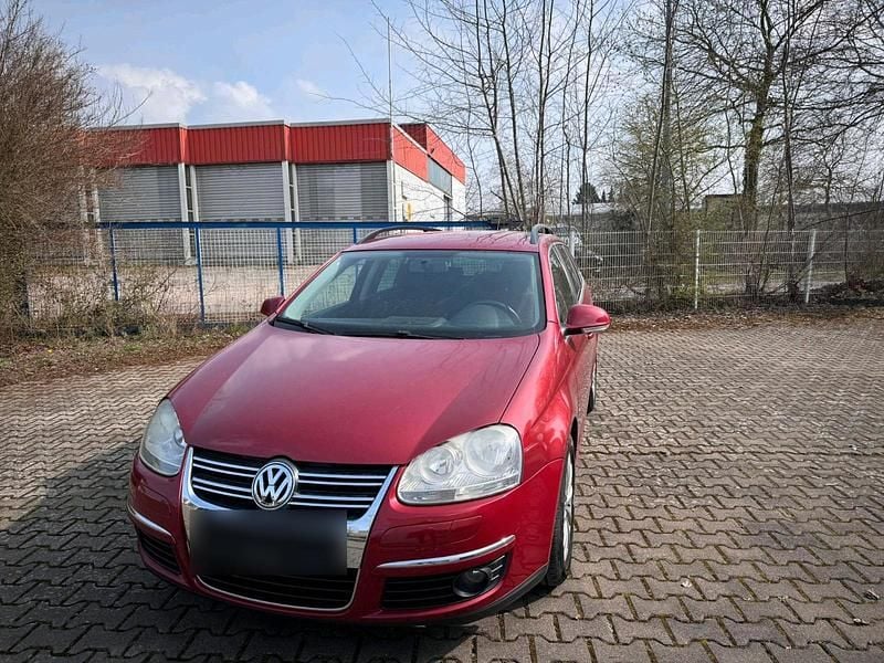 Gebraucht VW Golf V 140 PS (102 kW) 2008 Rot Kombi