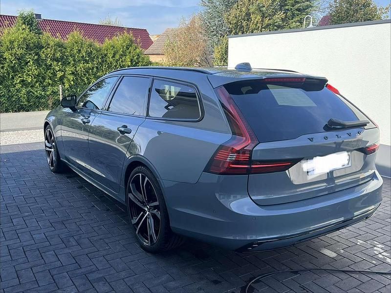 Gebraucht Volvo V90 Plus 197 PS (144 kW) 2023 Grau Kombi