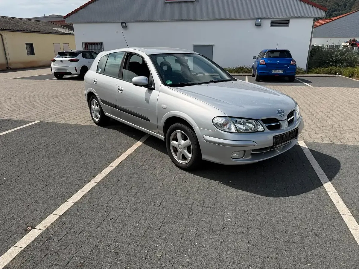 Gebraucht Nissan Almera 114 PS (83 kW) 2000 Kleinwagen
