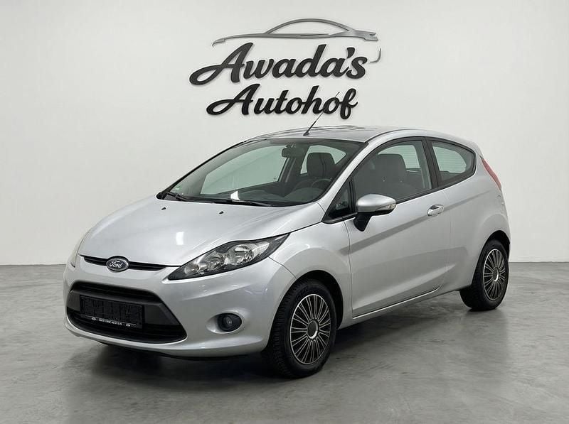 Gebraucht Ford Fiesta Trend 69 PS (50 kW) 2011 Silber Kleinwagen