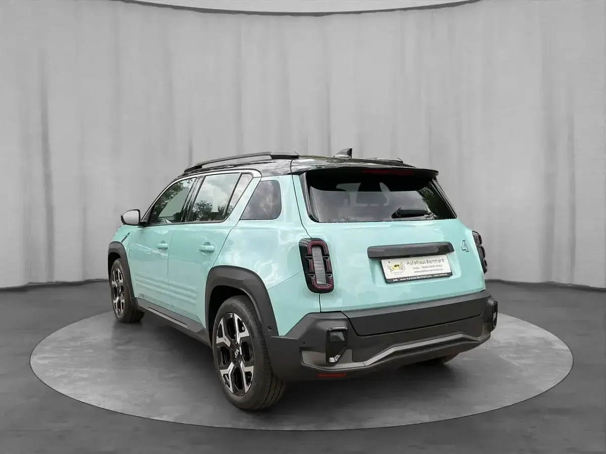 Gebraucht Renault 4 E-Tech Komfort 110 kW (150 PS) 2026 Haut de francegrün/dach schw SUV