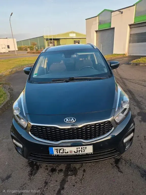 Gebraucht Kia Carens DREAM-TEAM Edition 135 PS (99 kW) 2019 Blau Van / Kleinbus