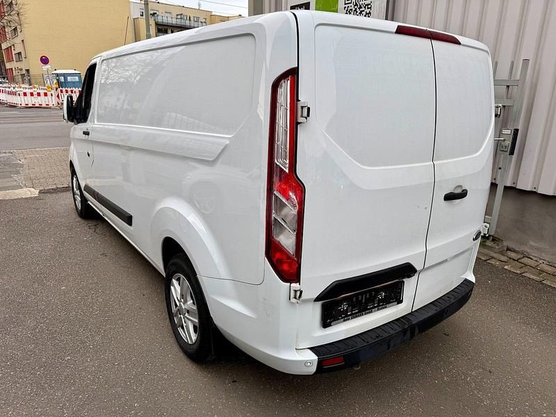 Gebraucht Ford Transit Custom Trend 131 PS (96 kW) 2019 Weiß Van / Kleinbus