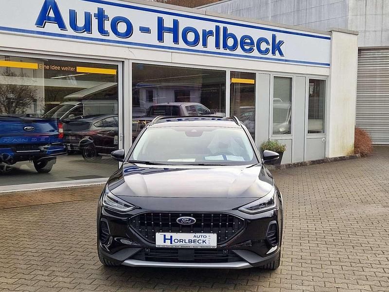 Neu Ford Focus Active X 155 PS (114 kW) 2025 Obsidianschwarz metallic Kombi