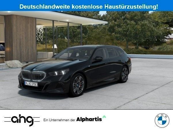 Gebraucht BMW i5 M Sport 250 kW (340 PS) 2024 Saphirschwarz metallic Limousine