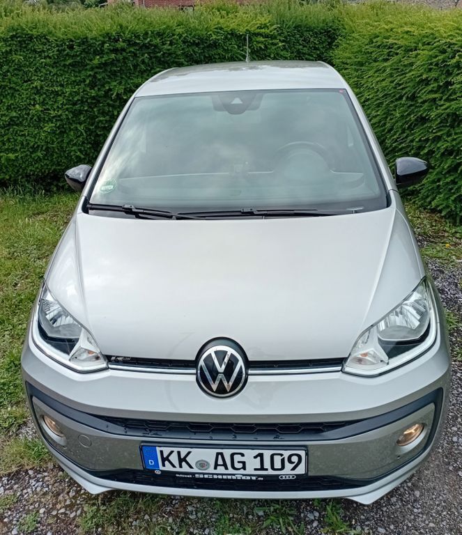 Silber Gebraucht 2022 VW up! R-line Kleinwagen | 10.500 € (Superpreis) - Bild 1/4