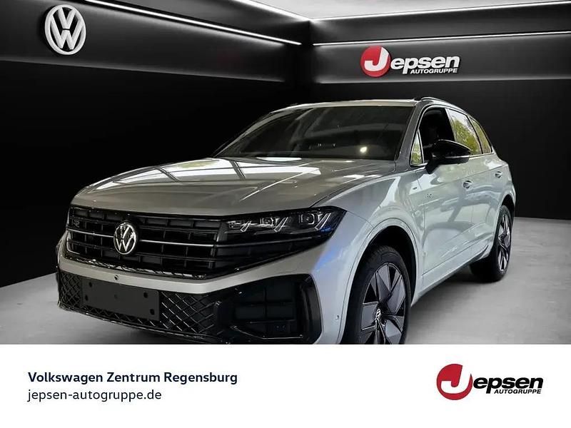 Silber Gebraucht 2025 VW Touareg R-line SUV | 98.970 € - Bild 1/4