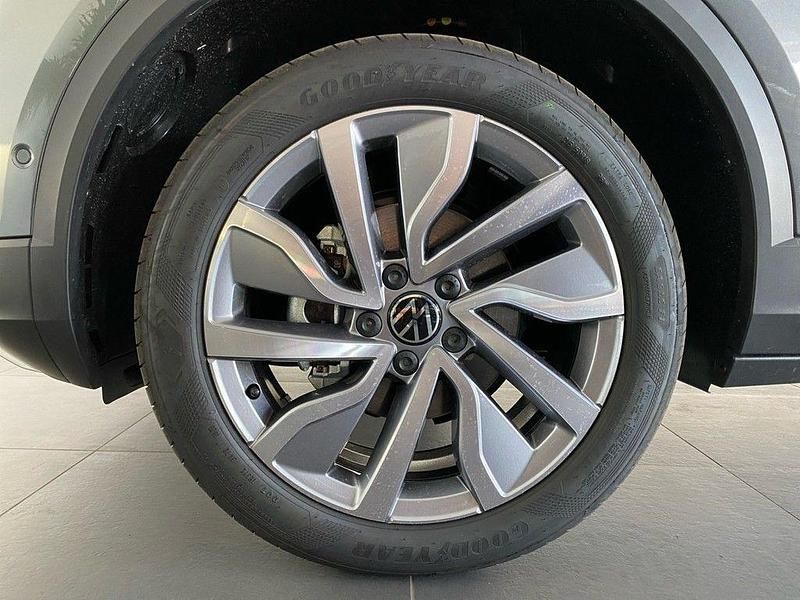 Gebraucht VW T-Roc Goal 150 PS (110 kW) 2025 Indiumgrau metallic schwarz SUV