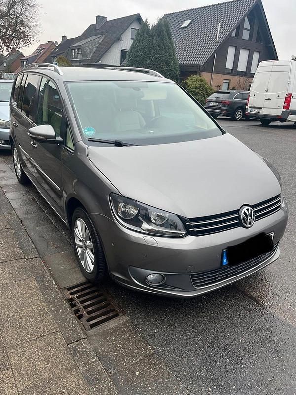 Gebraucht VW Touran 140 PS (102 kW) 2011 Grau Van / Kleinbus