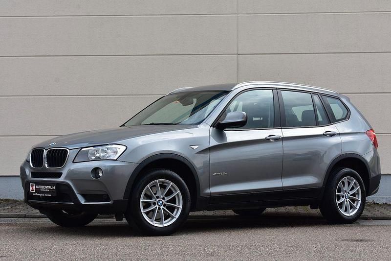 Grau Gebraucht 2012 BMW X3 Sport Line SUV | 7.890 € (Superpreis) - Bild 1/4