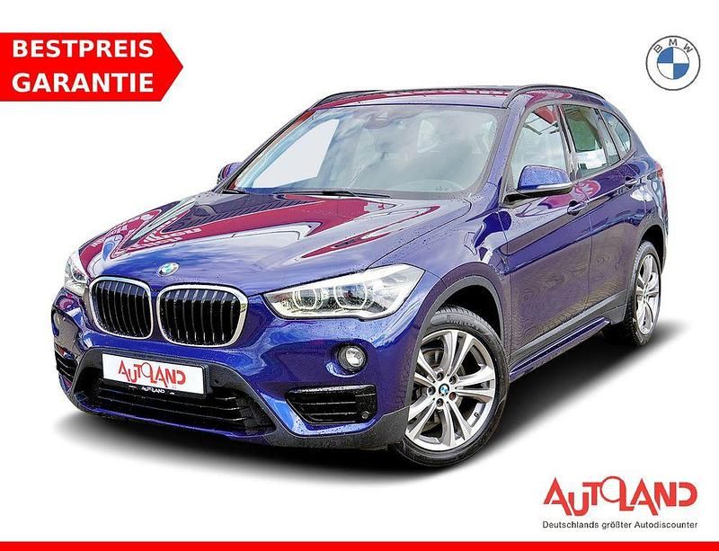 Blau Gebraucht 2018 BMW X1 Sport Line SUV | 22.950 € (Fairer Preis) - Bild 1/4