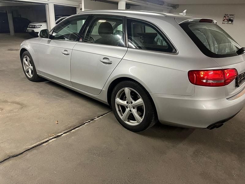 Gebraucht Audi A4 160 PS (117 kW) 2009 Silber Kombi