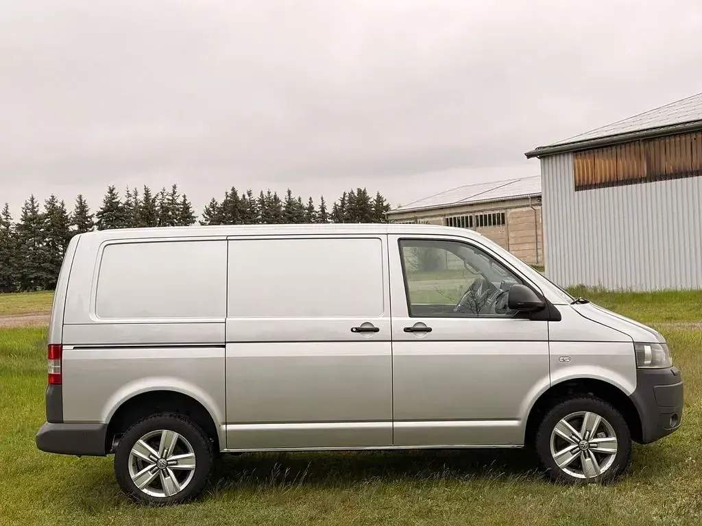 Używany VW Transporter 179 KM (131 kW) 2011 Srebrny Van