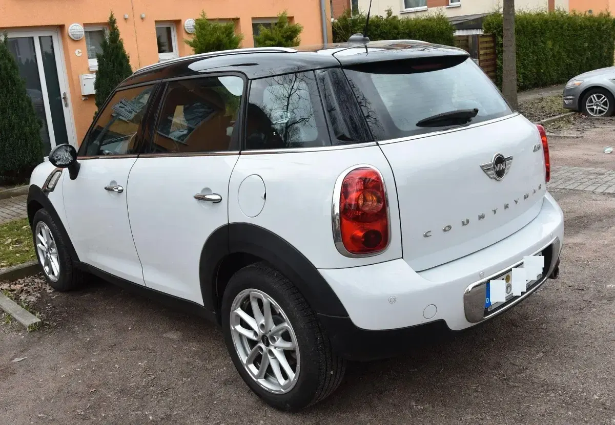 Używany Mini Cooper 122 KM (89 kW) 2016 Biały Hatchback