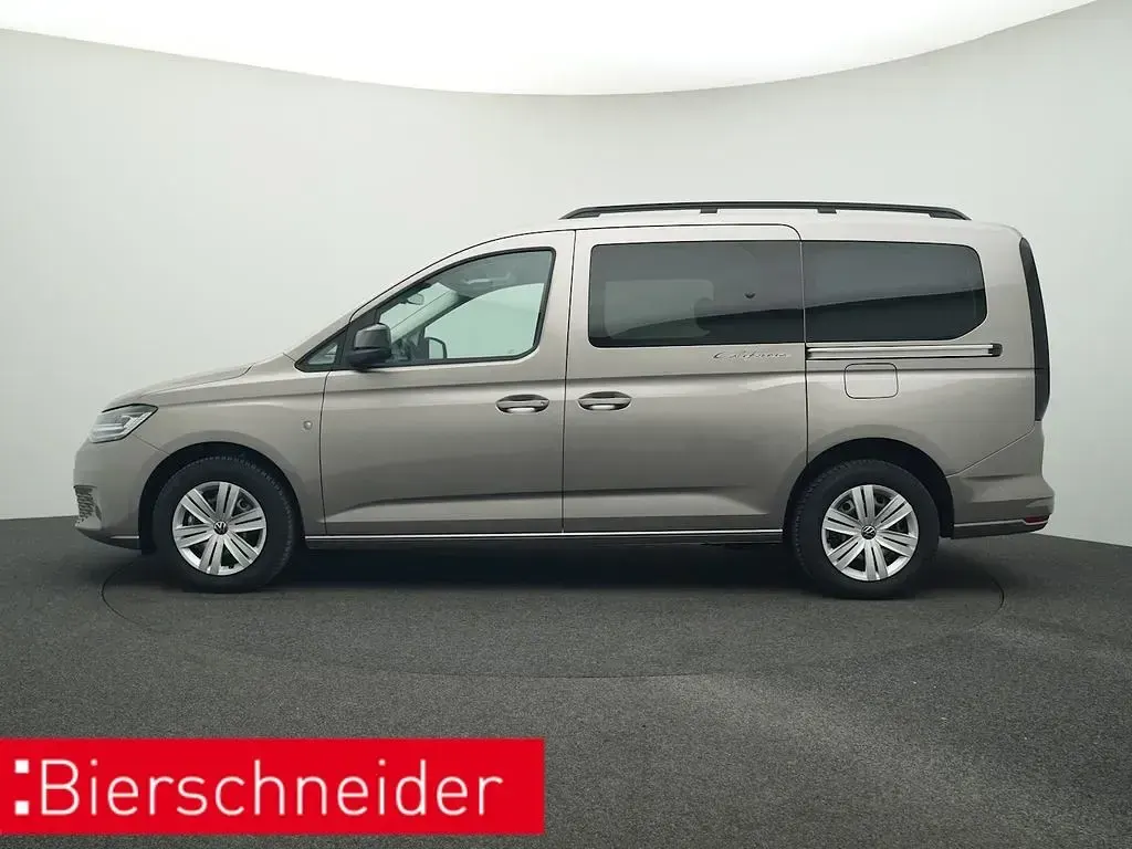Neu VW Caddy Maxi California 122 PS (89 kW) 2026 Beige Van / Kleinbus