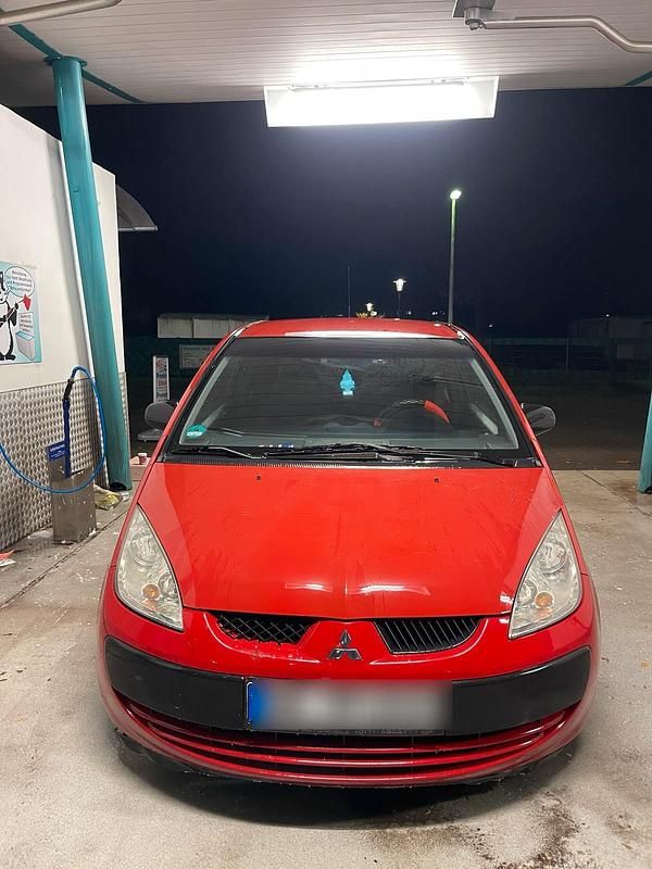 Rot Gebraucht 2005 Mitsubishi Colt Kleinwagen | 1.600 € - Bild 1/4