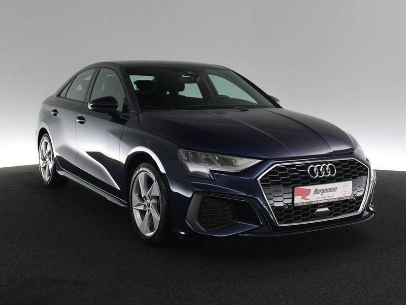 Gebraucht Audi A3 S-Line 150 PS (110 kW) 2023 Navarrablau metallic (metallic) Limousine