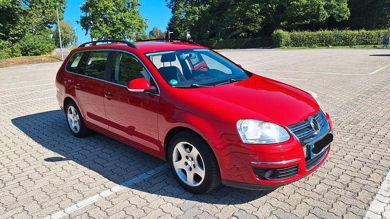Rot Gebraucht 2008 VW Golf VI Comfortline Kombi | 1.100 € (Superpreis) - Bild 1/4