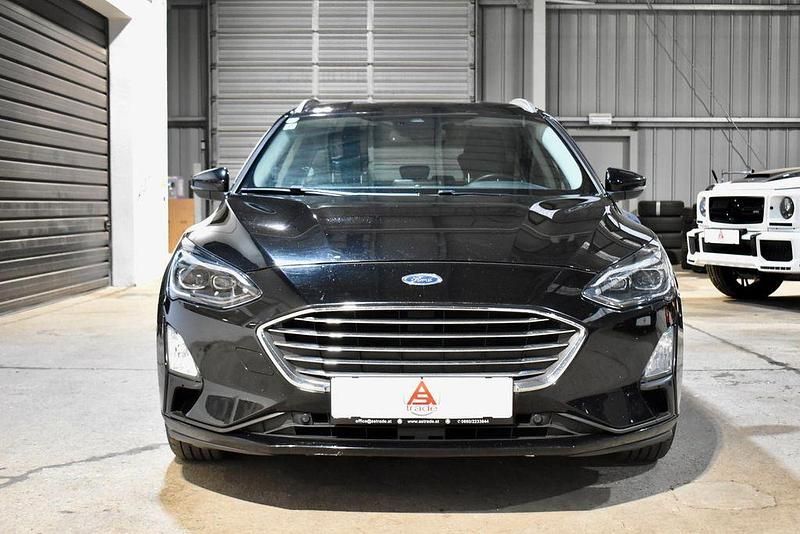 Second-hand Ford Focus Titanium 150 CP (110 kW) 2020 Negru Berlinǎ