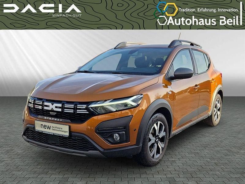 Orange Gebraucht 2023 Dacia Sandero Expression Limousine | 15.990 € (Etwas zu teuer) - Bild 1/4