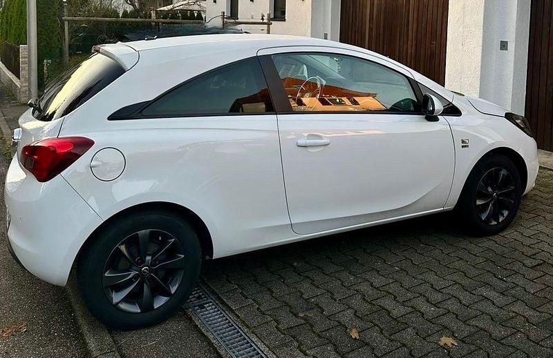 Weiß Gebraucht 2019 Opel Corsa Kleinwagen | 6.000 € (Etwas zu teuer) - Bild 1/4