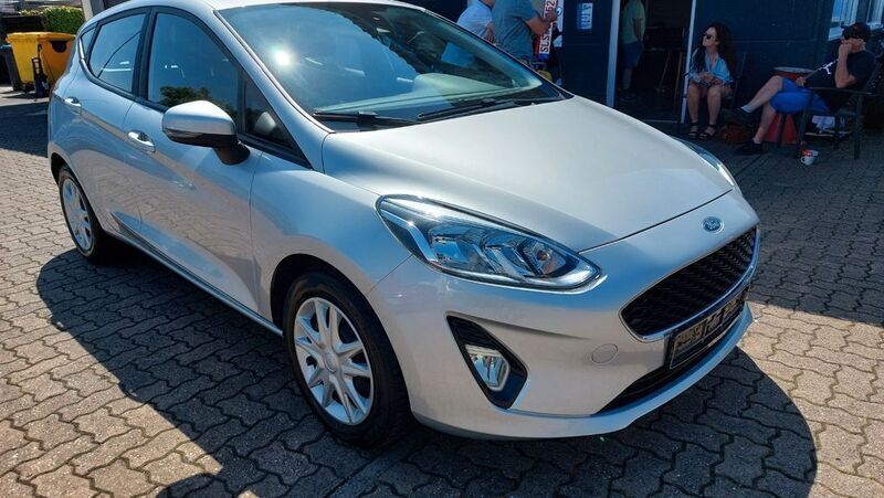 Gebraucht Ford Fiesta Cool & Connect 86 PS (63 kW) 2019 Silber Kleinwagen
