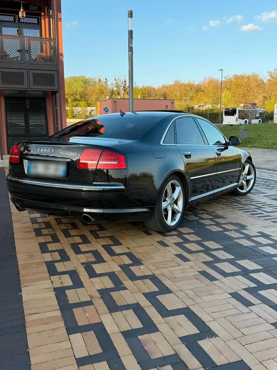 Gebraucht Audi A8 233 PS (171 kW) 2009 Schwarz Limousine