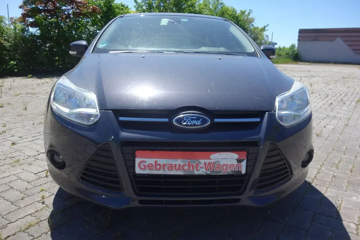 Używany Ford Focus SYNC Edition 116 KM (85 kW) 2014 Szary Kombi