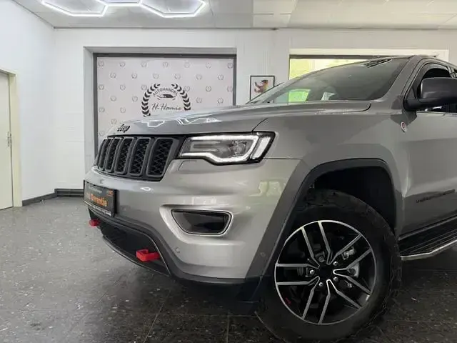 Gebraucht Jeep Grand Cherokee Trailhawk 250 PS (183 kW) 2018 Grau SUV