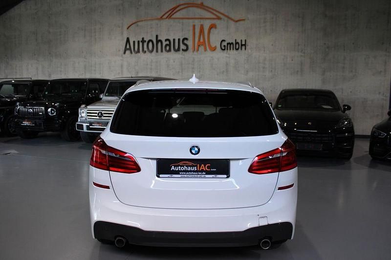 Gebraucht BMW 225 M Sport 231 PS (169 kW) 2015 Weiß Van / Kleinbus