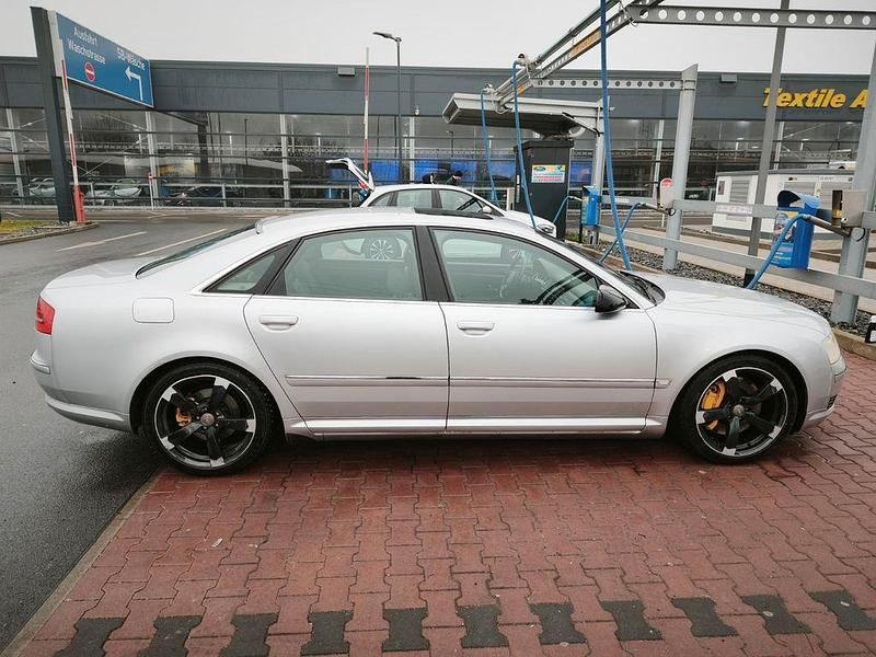 Gebraucht Audi A8 Sport 334 PS (245 kW) 2003 Silber Limousine