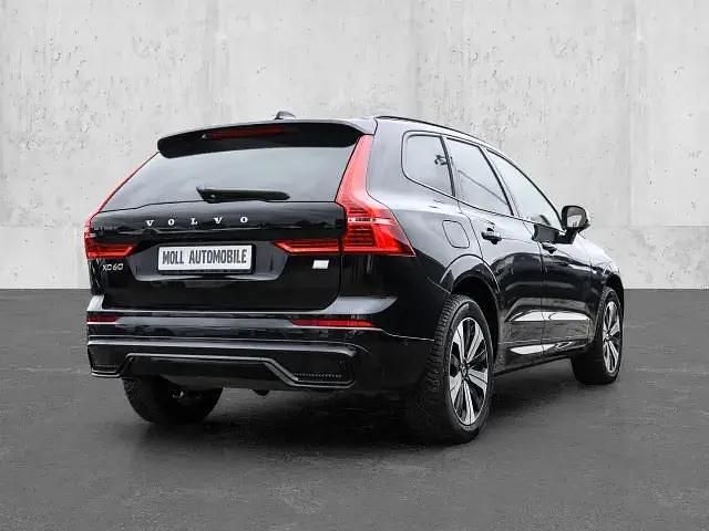 Gebraucht Volvo XC60 Plus 398 PS (292 kW) 2023 Onyx black / metallic SUV