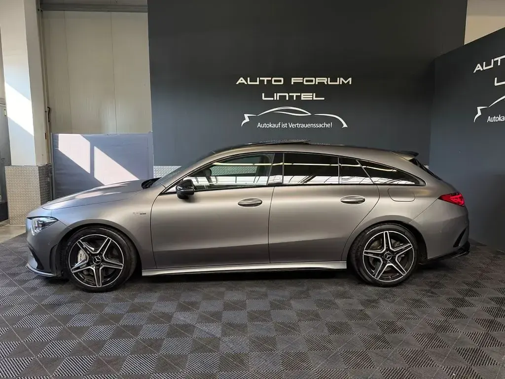 Gebraucht Mercedes CLA35 AMG AMG 306 PS (225 kW) 2022 Mountaingrau magno designo Coupé