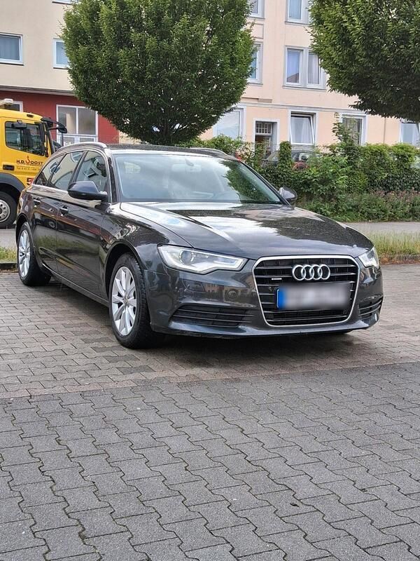 Grau Gebraucht 2013 Audi A6 Kombi | 8.850 € (Superpreis) - Bild 1/4