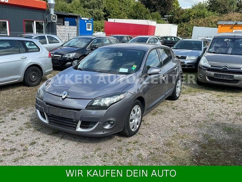 Używany Renault Mégane Dynamique 131 KM (96 kW) 2010 Szary Sedan/Limuzyna