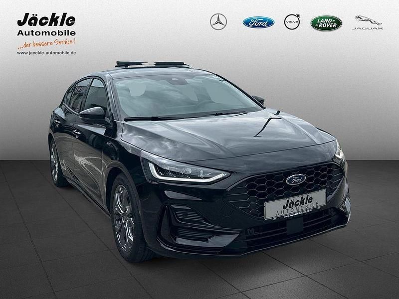 Używany Ford Focus ST-Line 125 KM (91 kW) 2025 Czarny Sedan/Limuzyna