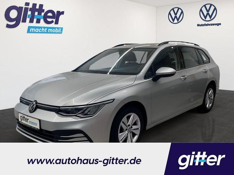 Reflexsilber metallic Gebraucht 2022 VW Golf VIII Business Kombi | 19.594 € (Guter Preis) - Bild 1/4