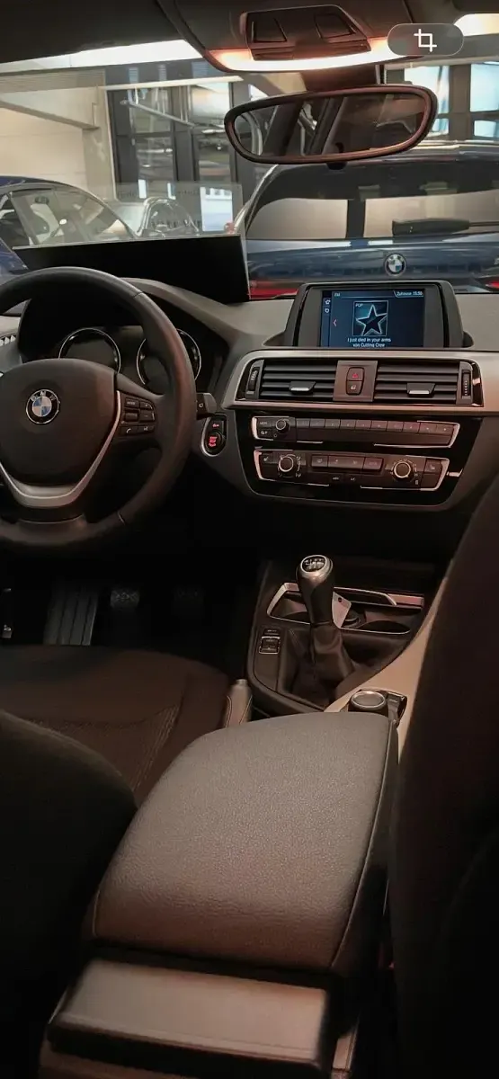 Gebraucht BMW 118 136 PS (100 kW) 2018 Schwarz Kleinwagen