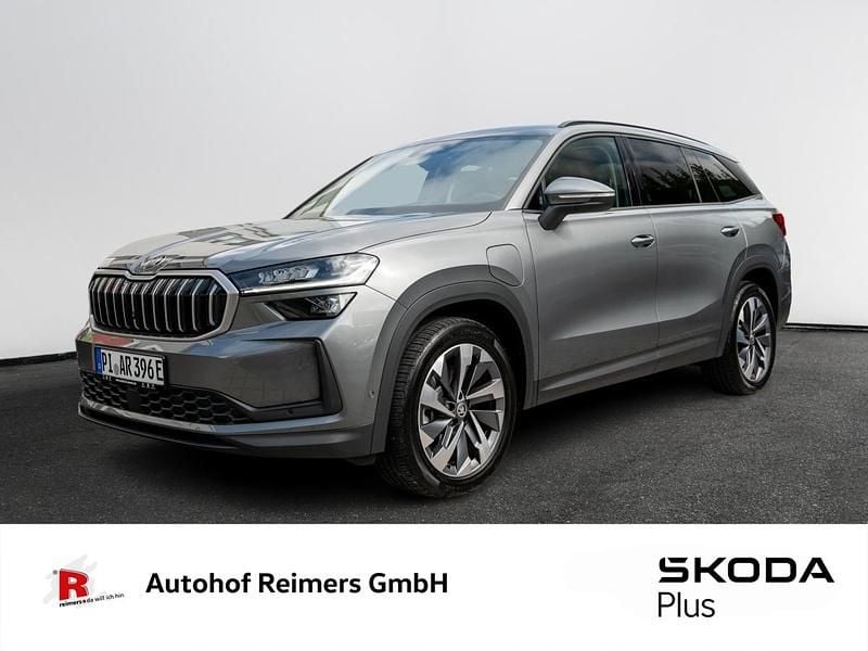Grau Gebraucht 2024 Skoda Kodiaq Selection SUV | 44.490 € (Guter Preis) - Bild 1/4