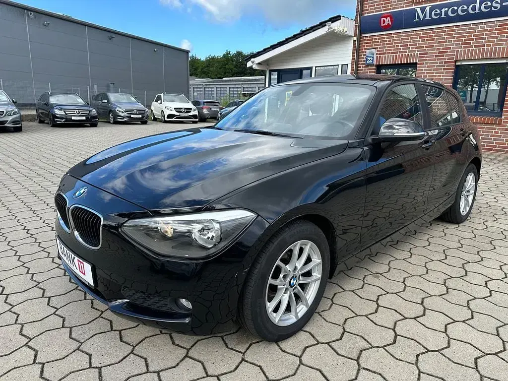 Gebraucht BMW 116 Sport Line 136 PS (100 kW) 2013 Schwarz Kleinwagen