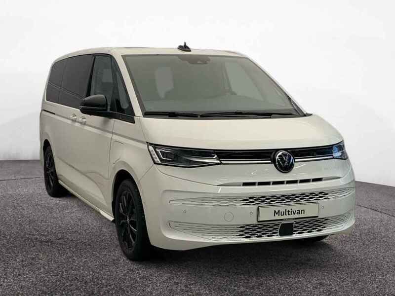 Gebraucht VW Multivan Goal 245 PS (180 kW) 2022 Weiß Van / Kleinbus