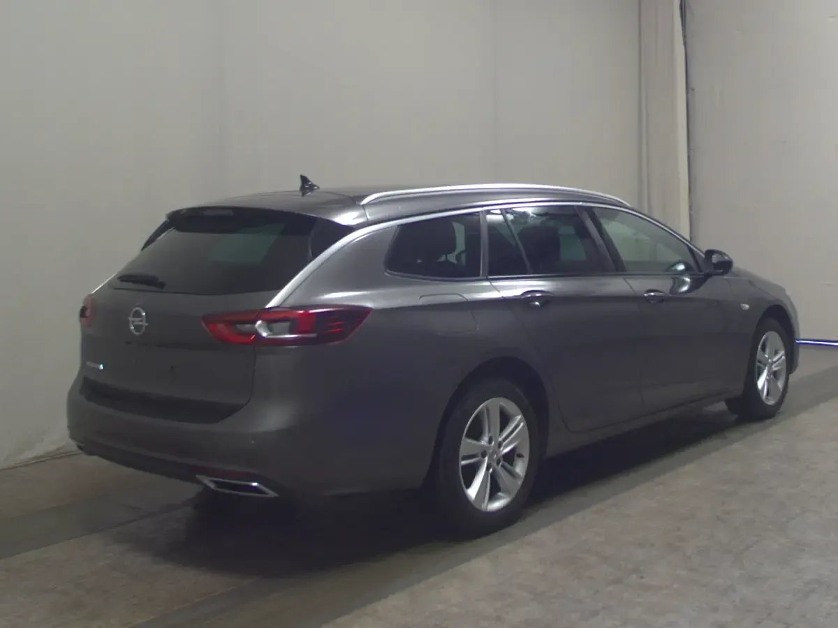 Gebraucht Opel Insignia Business 174 PS (127 kW) 2022 Grau Kombi