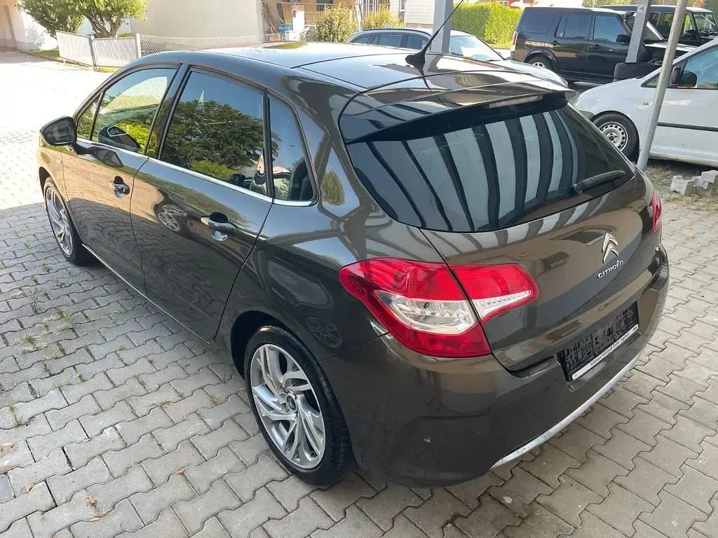 Gebraucht Citroën C4 Exclusive 156 PS (114 kW) 2010 Braun Limousine