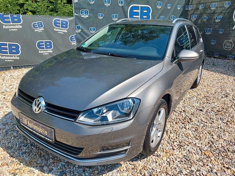 Grau Gebraucht 2016 VW Golf VII Highline Kombi | 12.999 € (Guter Preis) - Bild 1/4