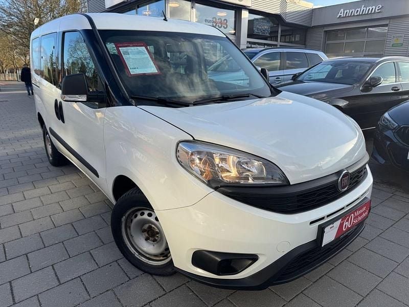 Gebraucht Fiat Doblò 105 PS (77 kW) 2017 Bianco banchisa/pack/canova/sa Van / Kleinbus