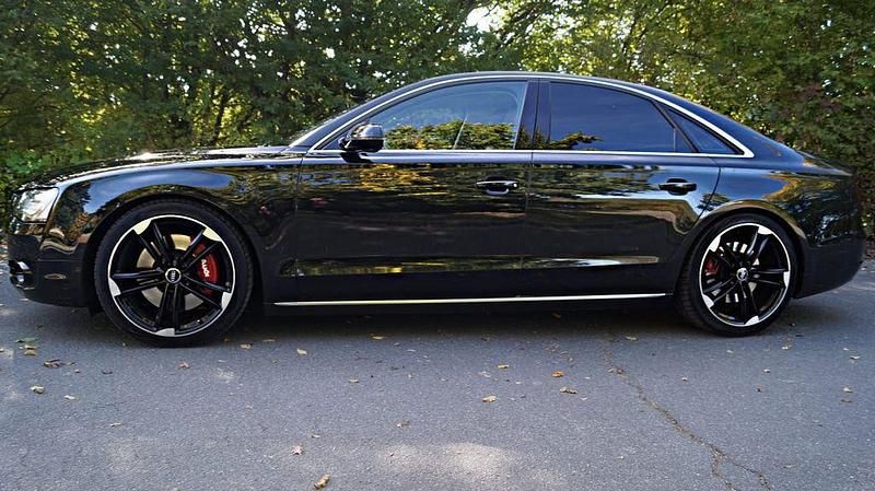 Gebraucht Audi A8 Ambiente 351 PS (258 kW) 2011 Schwarz Limousine